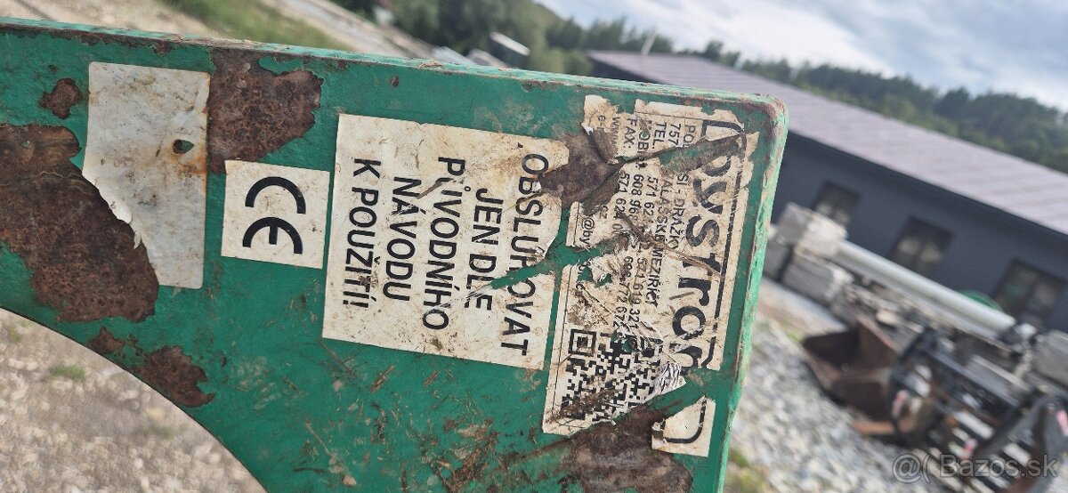 Zemný vrtak bistron na traktor - 3