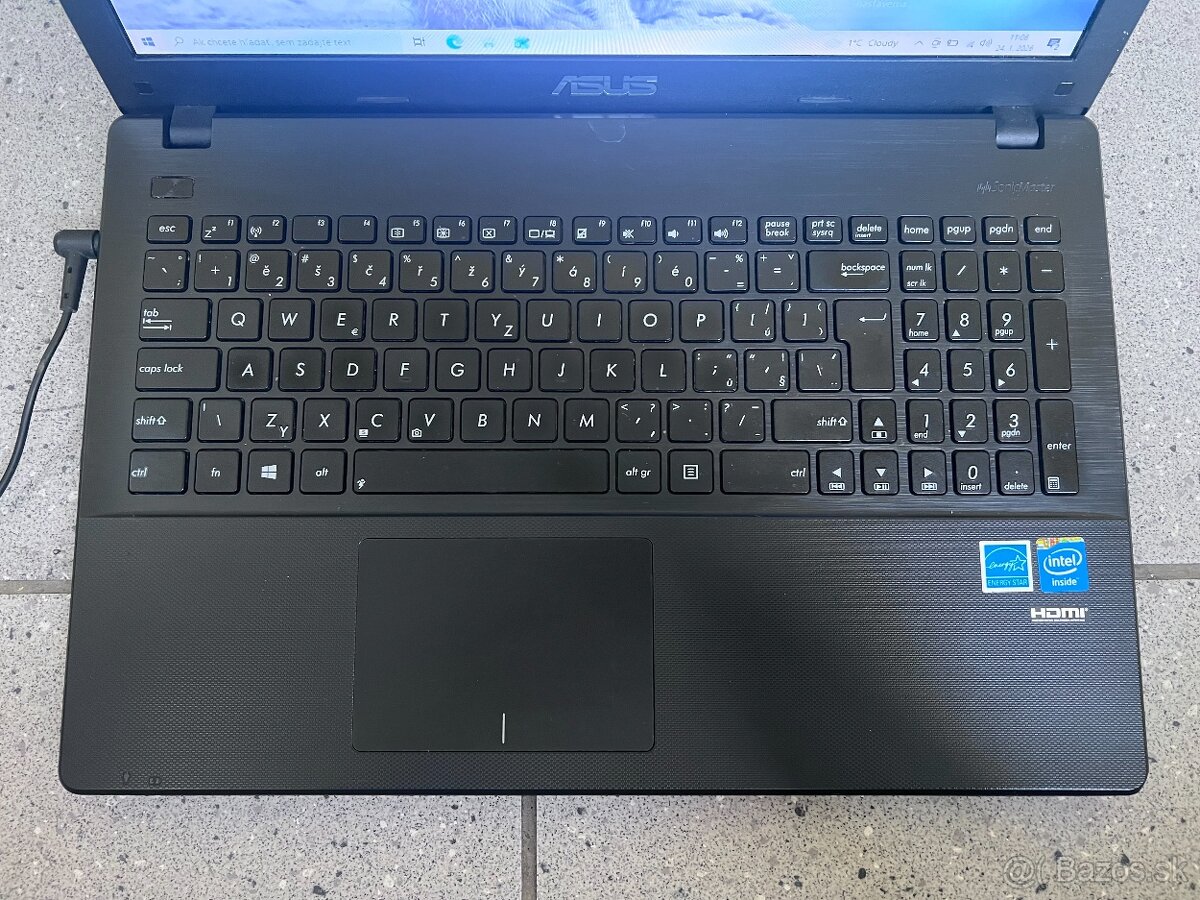 Asus X551C / Celeron 1007U / 4GB RAM / 500GB HDD / 15.6" - 3