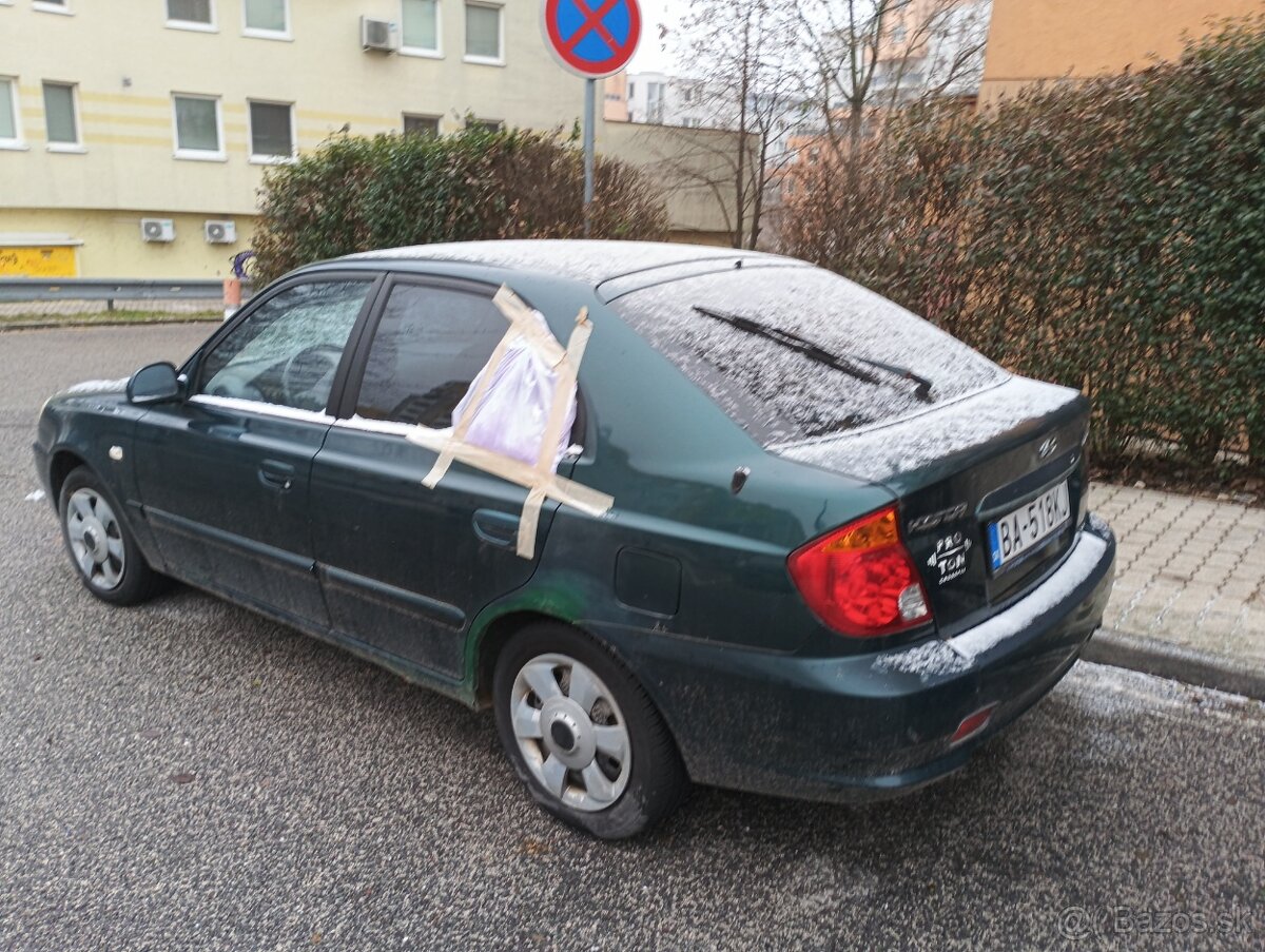 Hyundai accent 1.3 2004 - 3