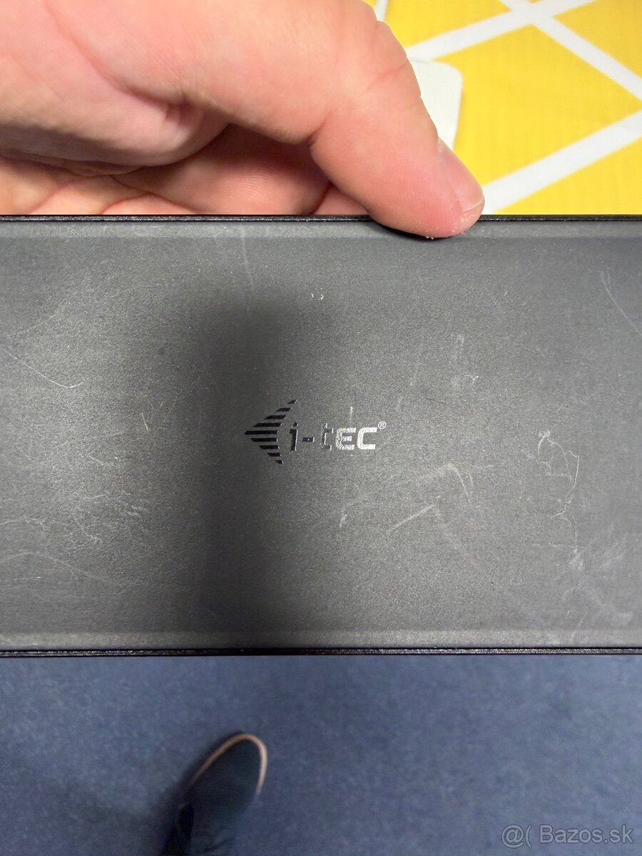 USB-C KVM Dokovacia stanica Prepínač pre 2 PC (HDMI/DP/LAN) - 3