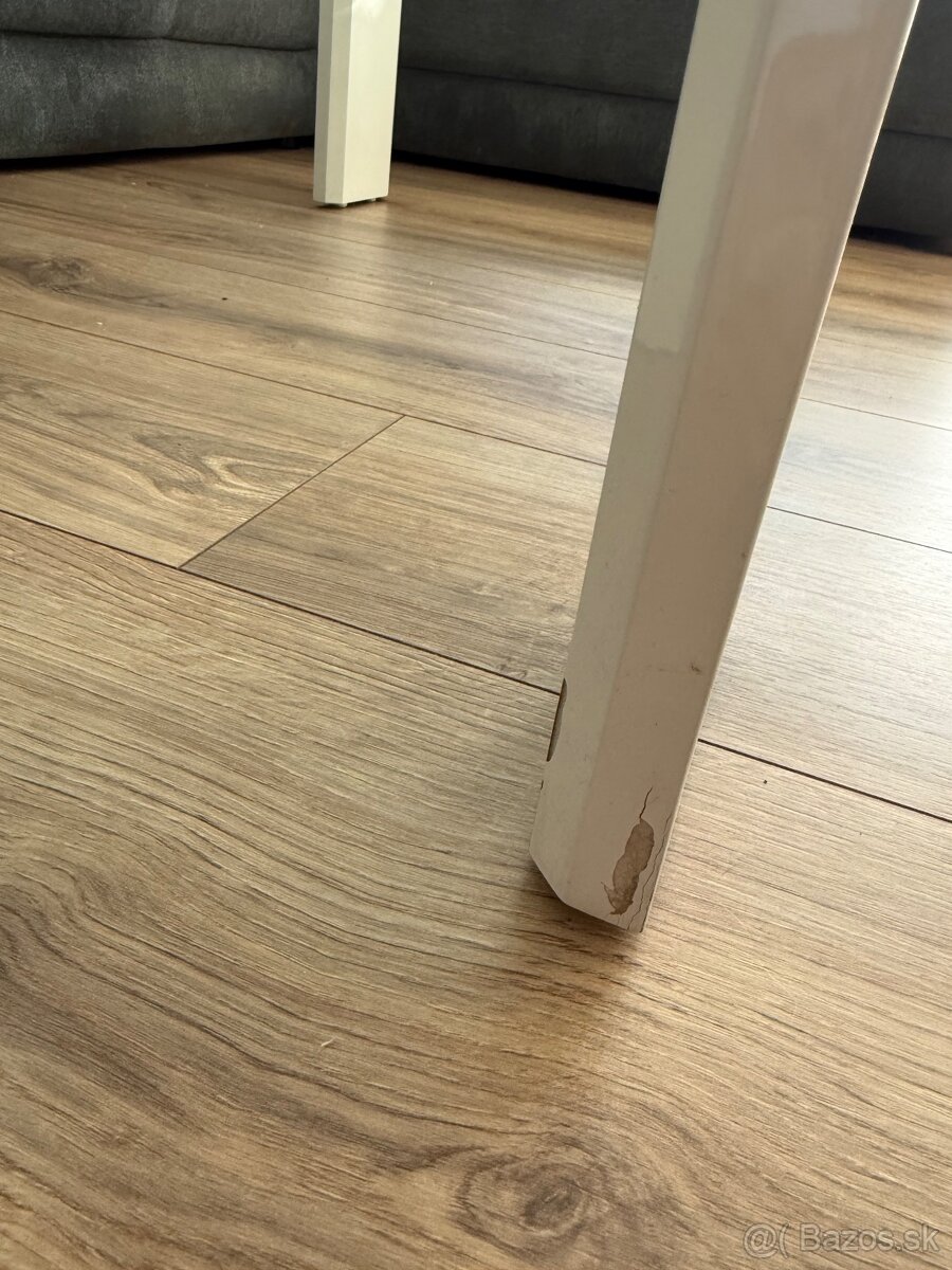 Komferenčný stolík - 3