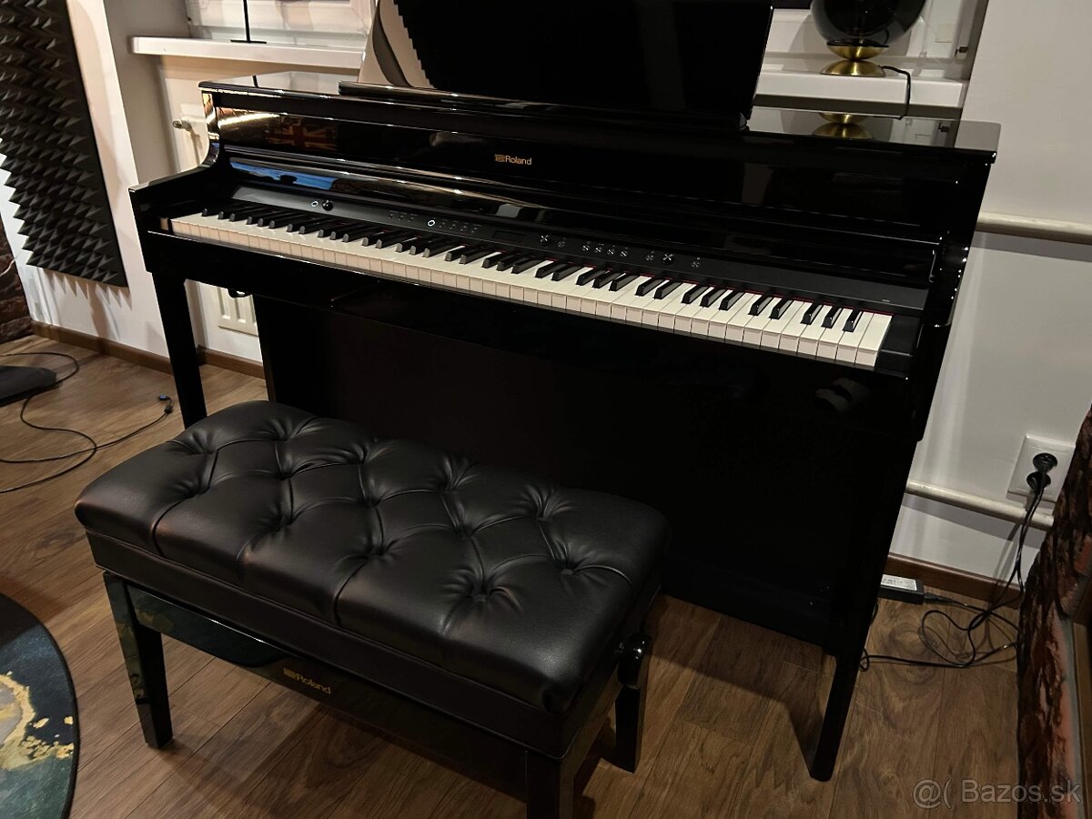 Roland Digital Piano HP704 Polished Ebony - 3
