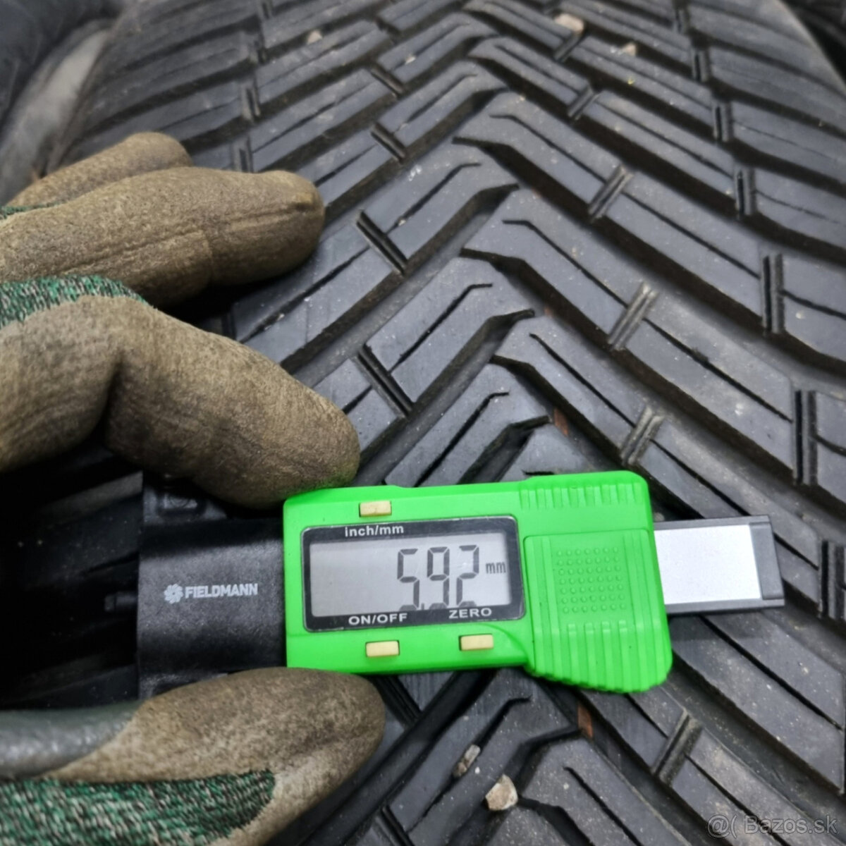 Zimné pneumatiky 235/60 R17 CONTINENTAL - 3