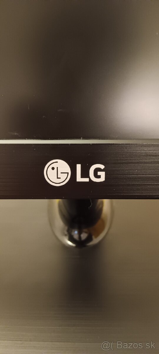 Monitor LG - 3