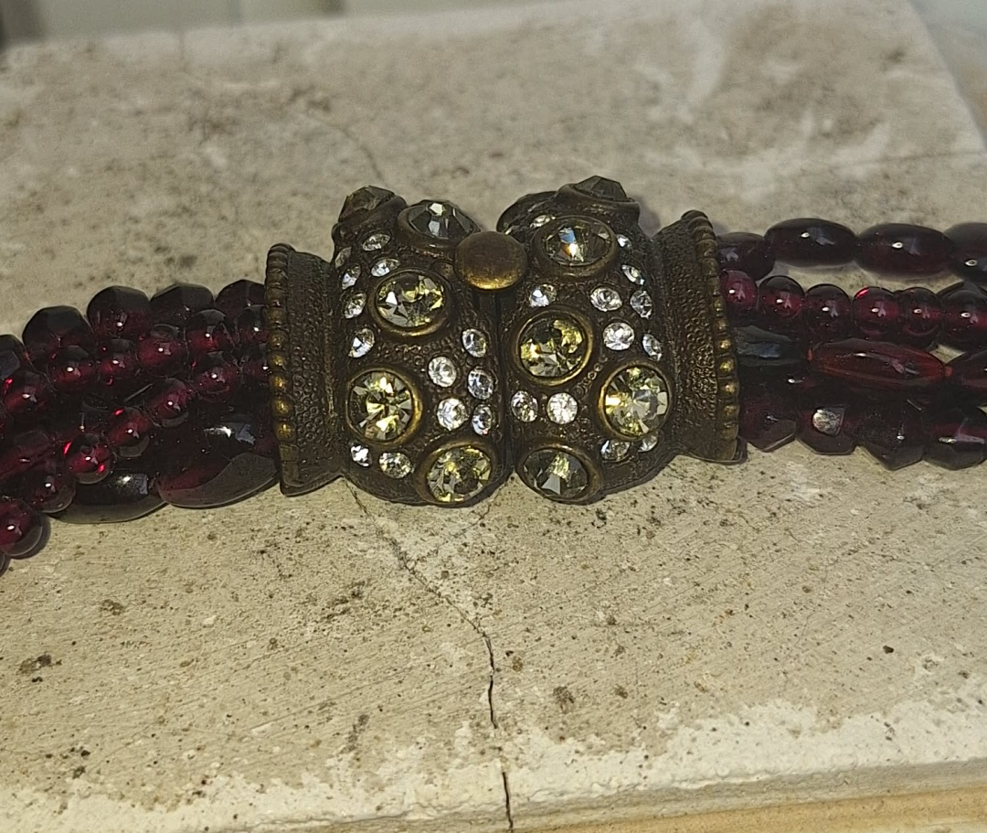 GRANÁTOVÝ NÁHRDELNÍK - 3