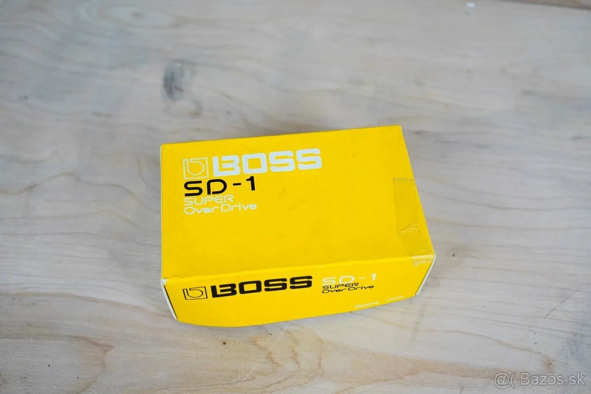 K: BOSS krabice od pedálov - 3