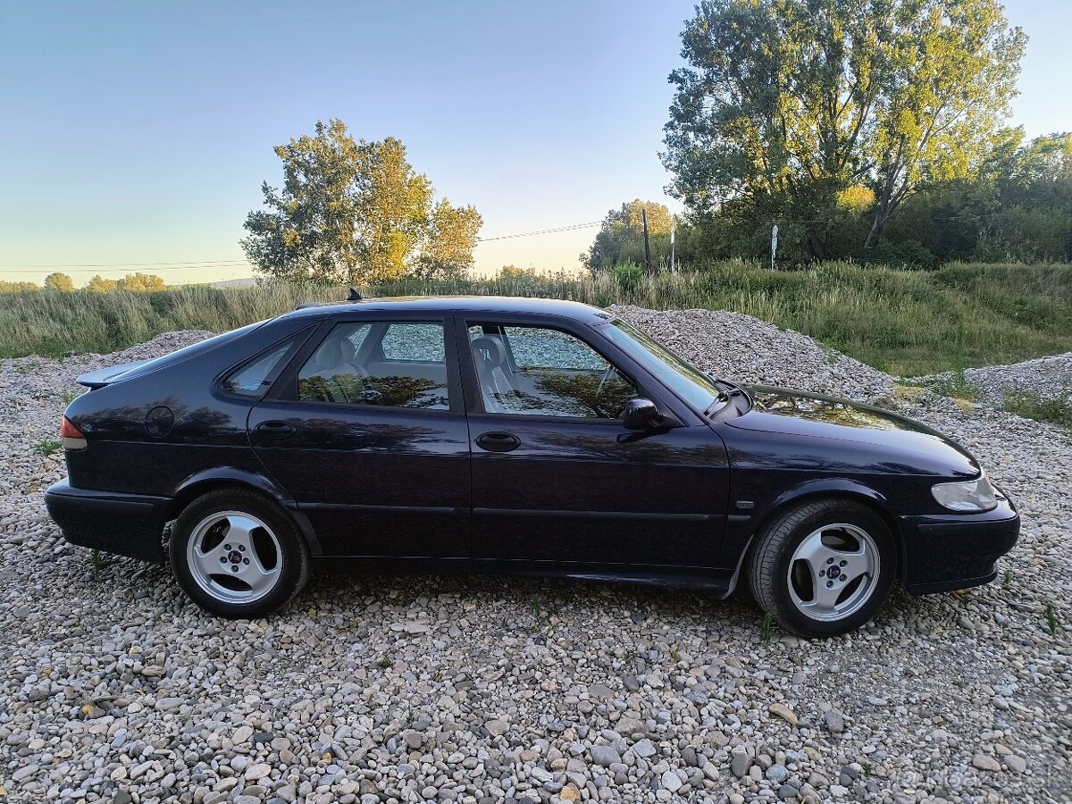 SAAB 9-3 2.0 SE - 3