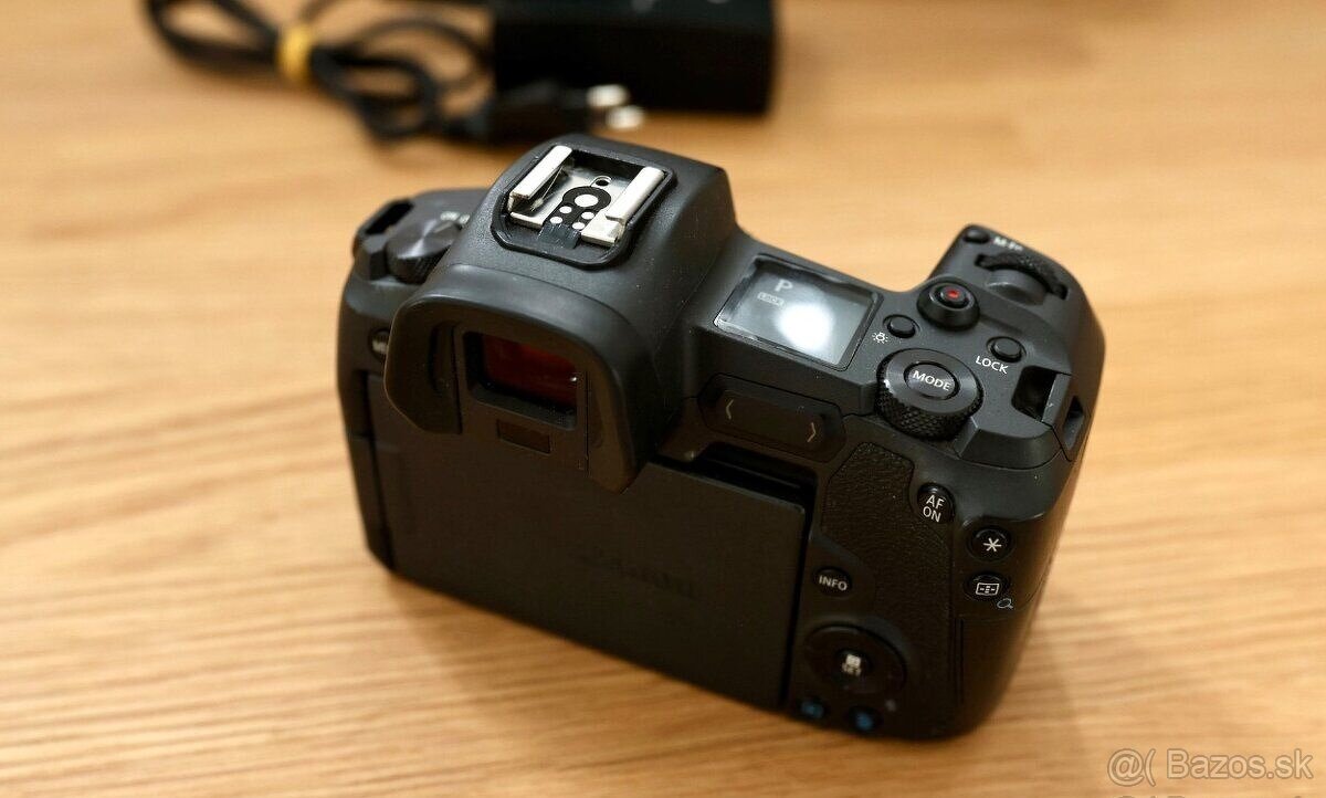 Canon EOS - 3