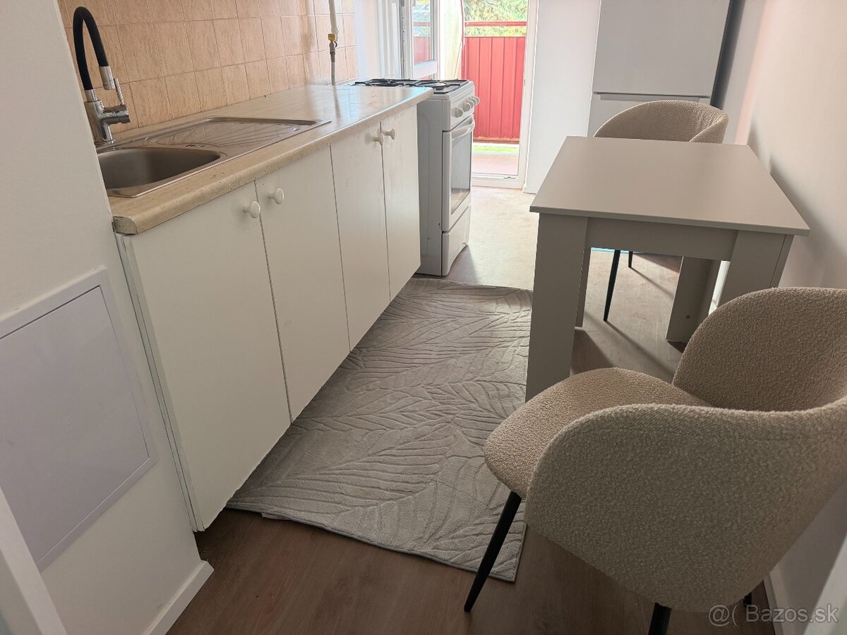 Na prenájom 2‑izbový byt, meteorová ul., Bratislava – 55 m² – foto 3