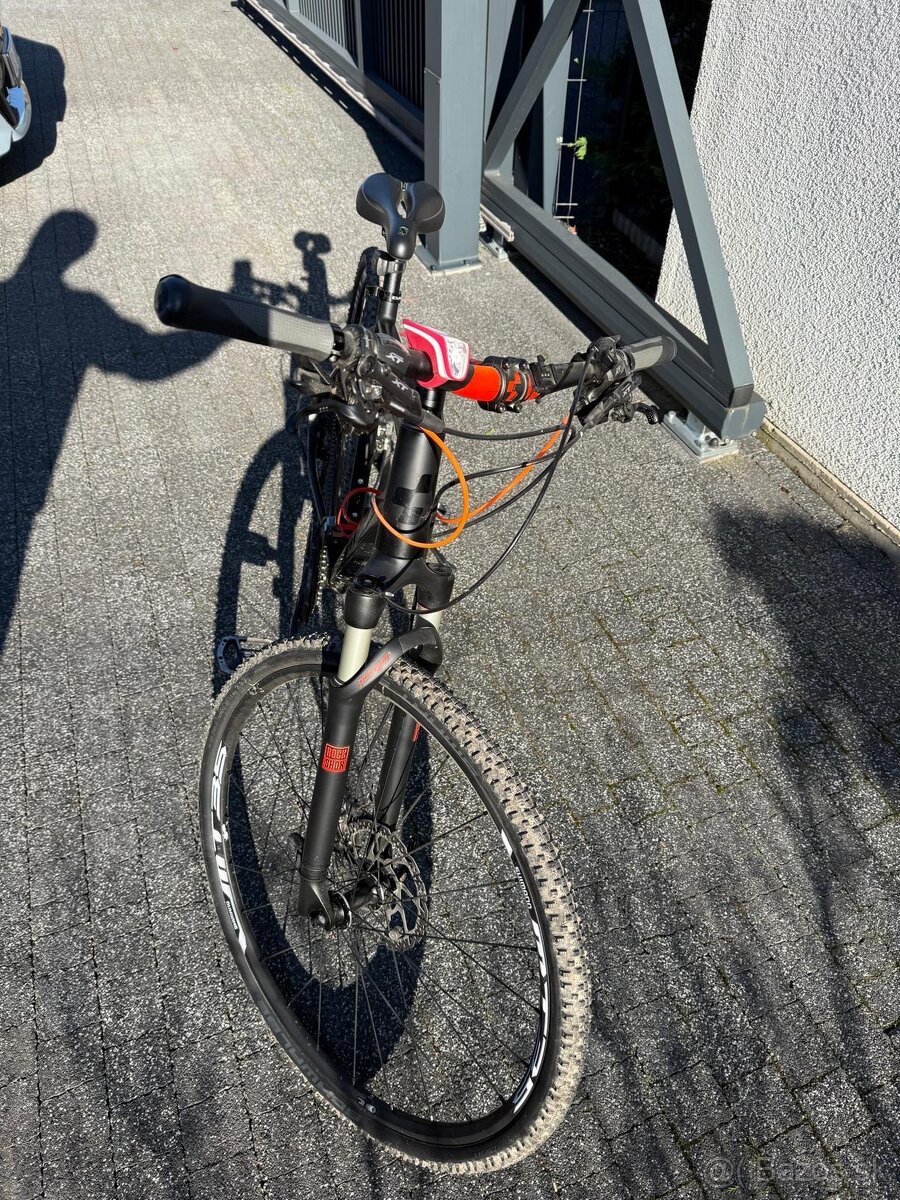 Iba 400km nájazd: Zánovný CUBE TONOPAH PRO 2017 XT /450 Eur - 3