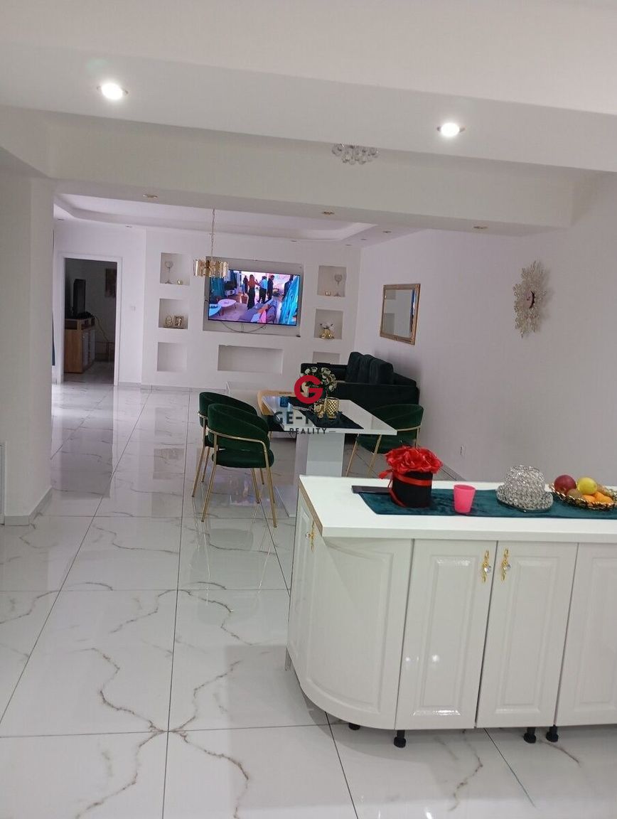 Na predaj: Rodinný dom po rozsiahlej rekonštrukcii – Sečovce - 3