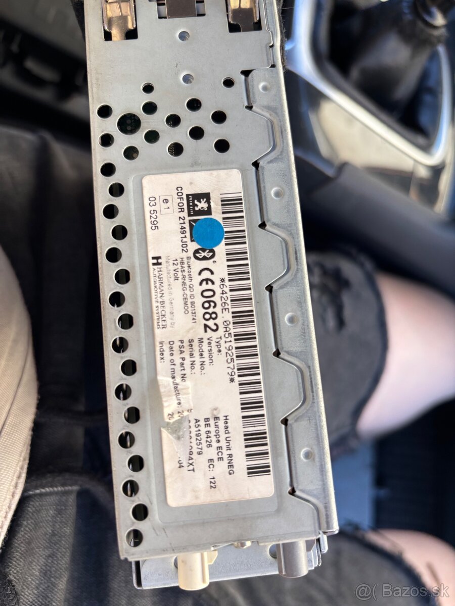 Peugeot 5008 1,6hdi Rozpredam - 3