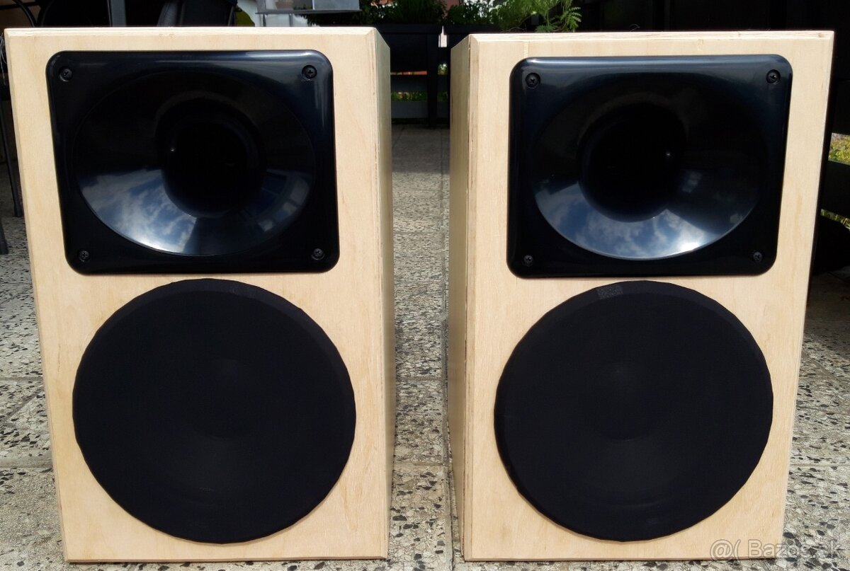 Predám pár UCD 280 - 3