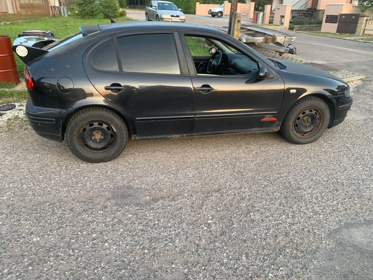 Seat Leon 1,9 TDi prvej generácie predám diely - 3