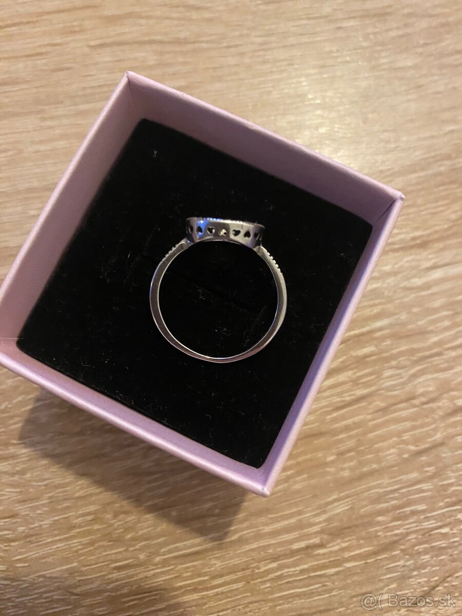 Prsteň - 3
