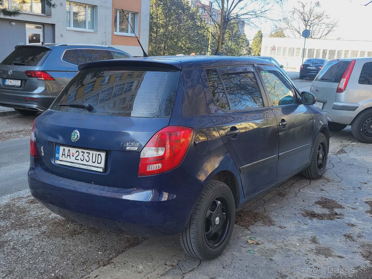 Predám Škoda Fabia II 1.2 HTP, r. 2011 - 3