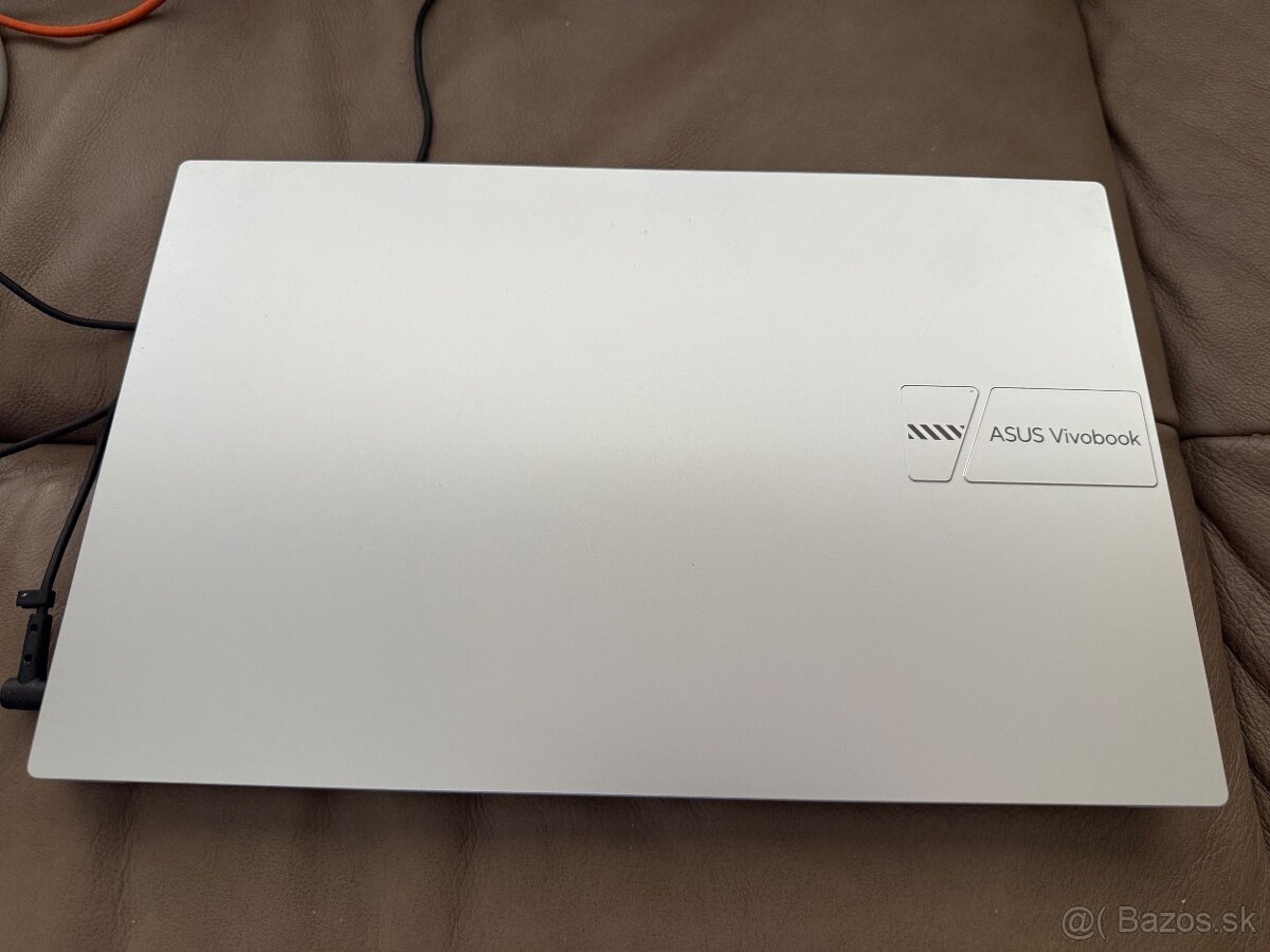 ASUS Vivobook 15 OLED M1505YA-OLED389W - 3