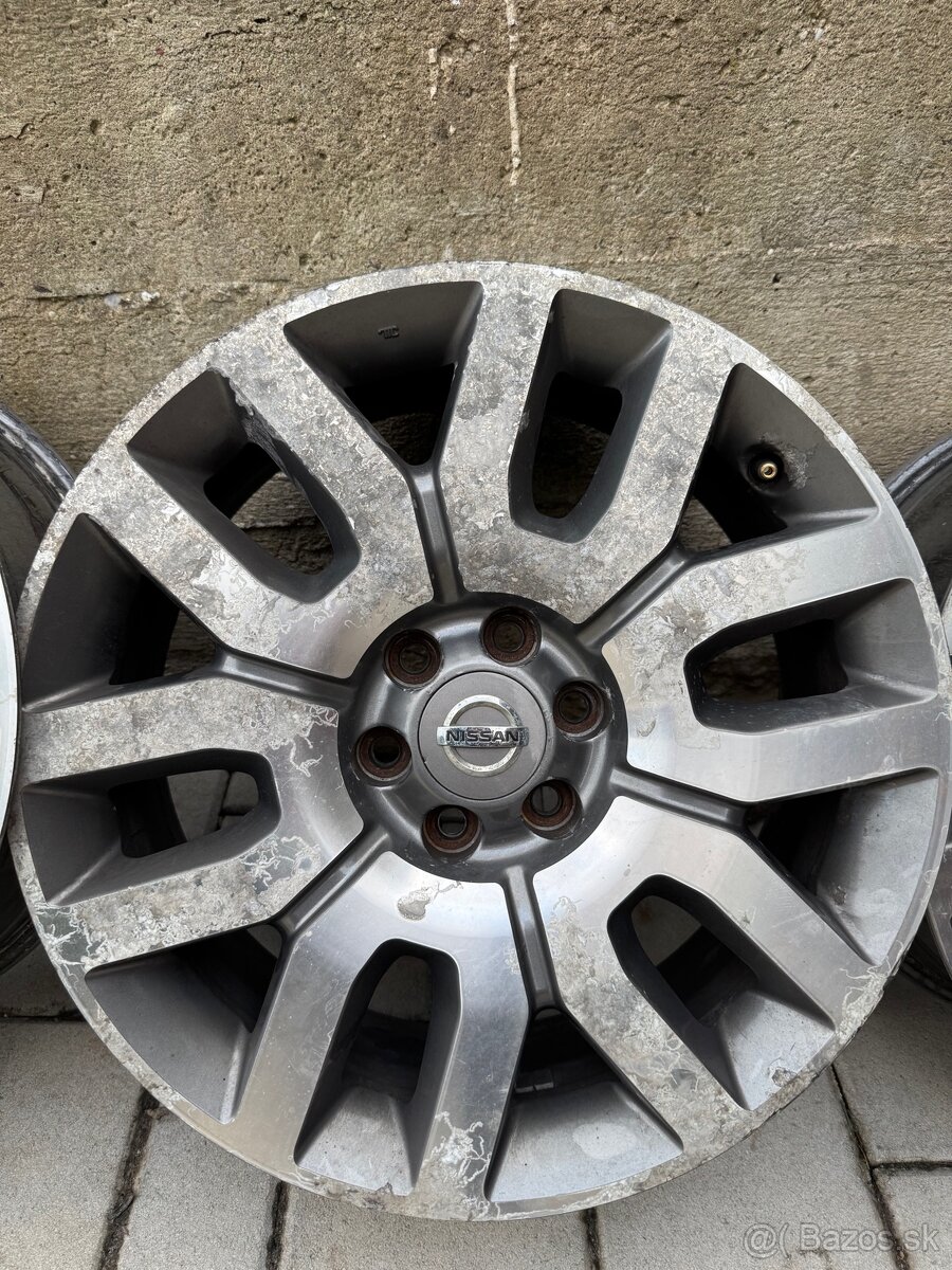 Nissan elektrony - 3