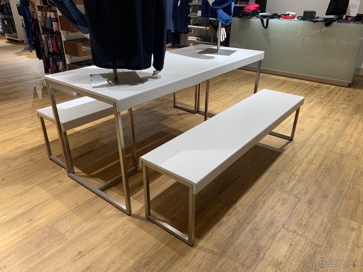 Prezentačná súprava stôl + 2 lavice - 3