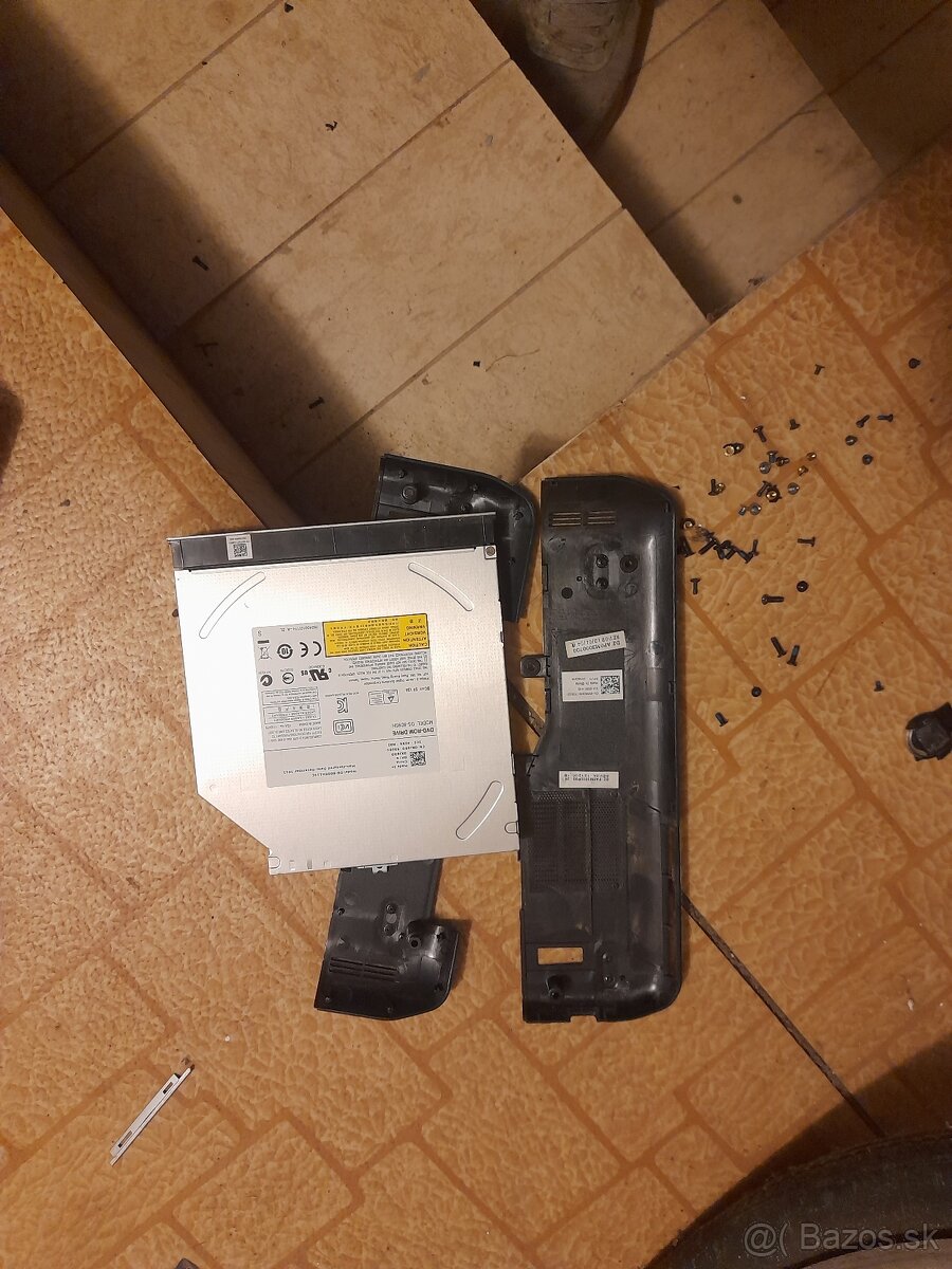 Suciastky lenovo G50, dell latitude e5430 - 3