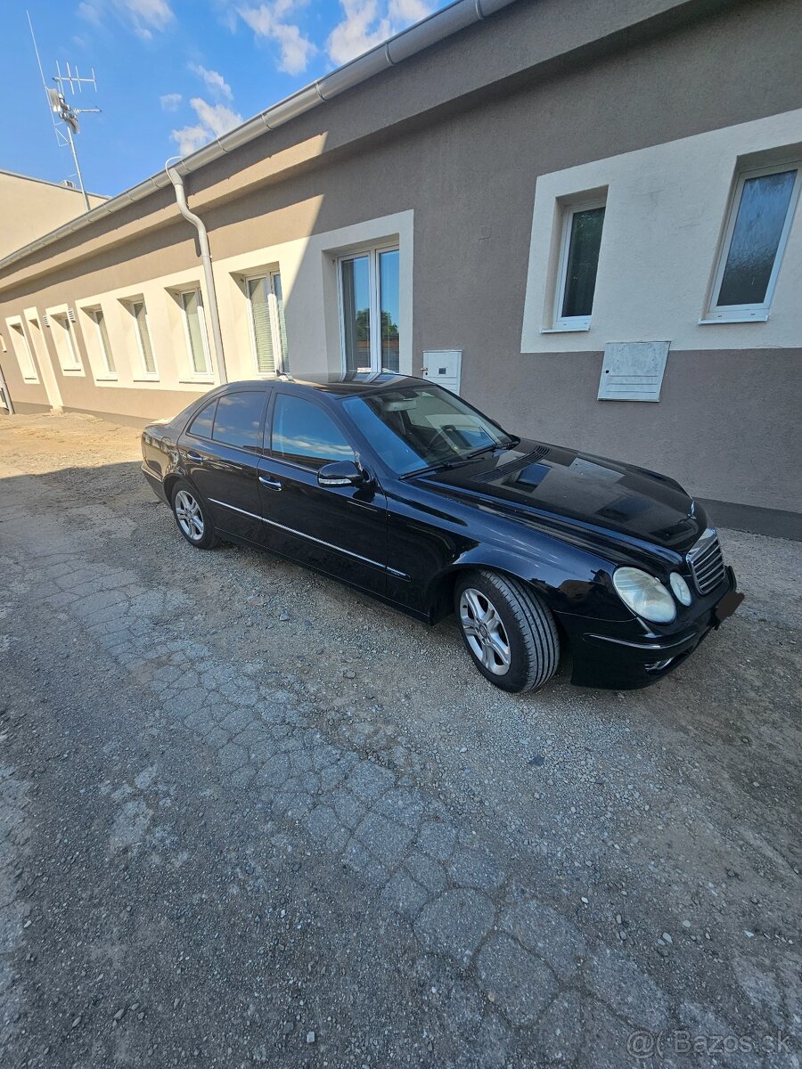 MERCEDES W211,E220CDI,125KW ROK 2008 - 3