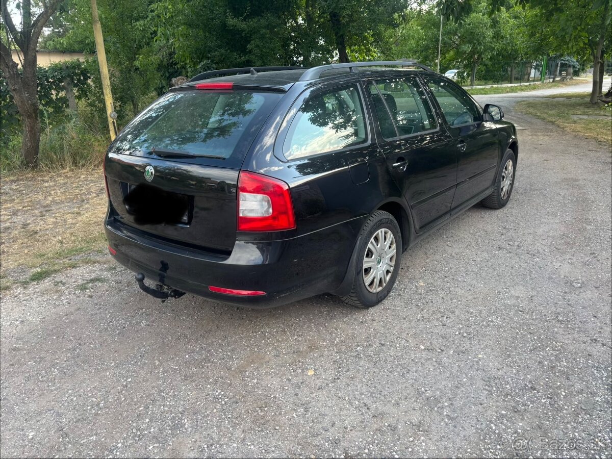 SKODA OCTAVIA - 3