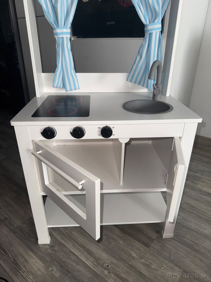 IKEA SPISIG kuchynka a VELA prislusenstva - 3