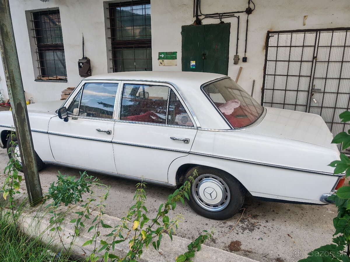 Mercedes w115 - 3
