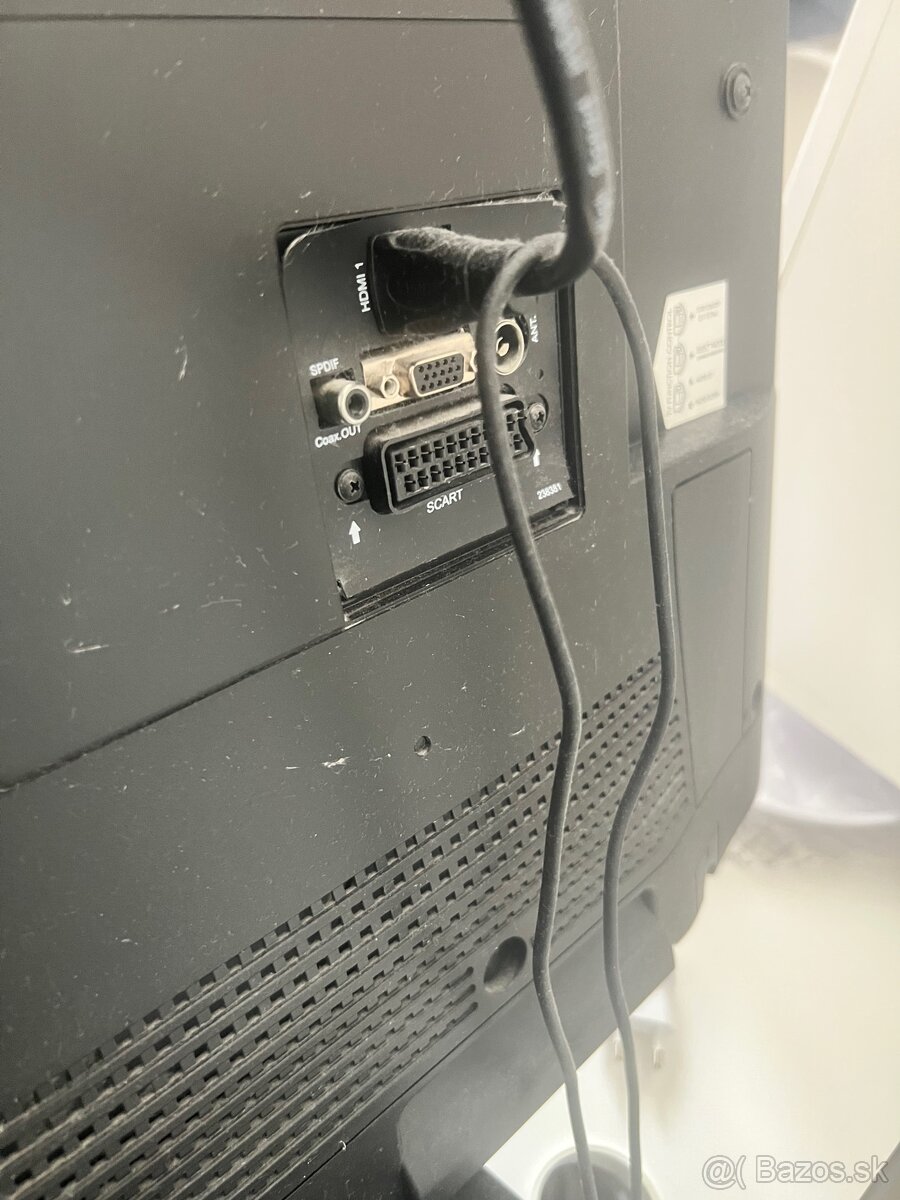 LCD televizor Philips PFL3008H - 3