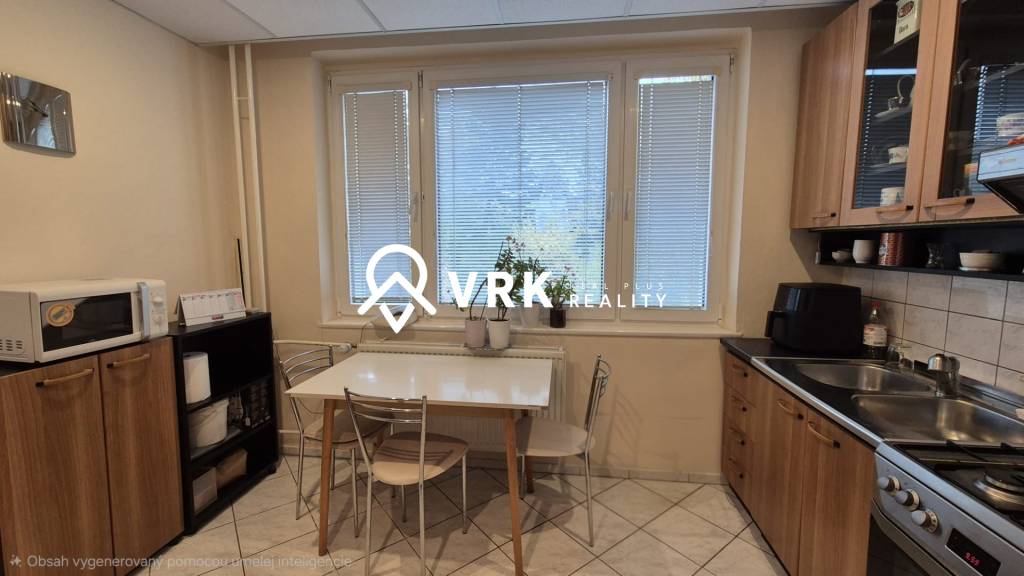 3 IZBOVÝ BYT, OVRUČSKÁ, KOŠICE - SÍDL. DARGOVSKÝCH HRDINOV - 3