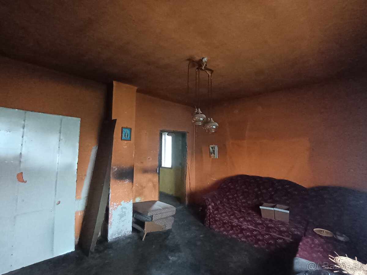 25 min. z Košíc 2-izbový rodinný dom v meste Gönc, Maďarsko - 3