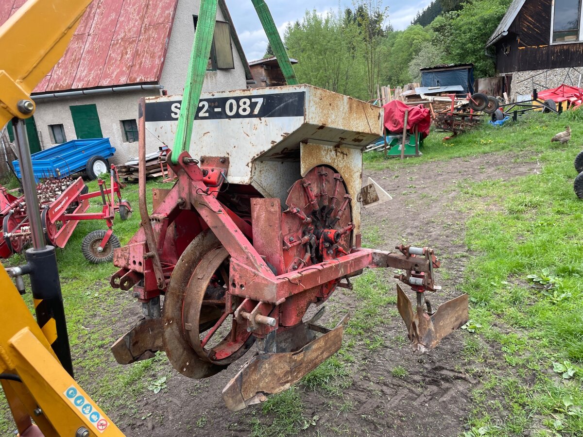 Sadzač zemiakov - 3