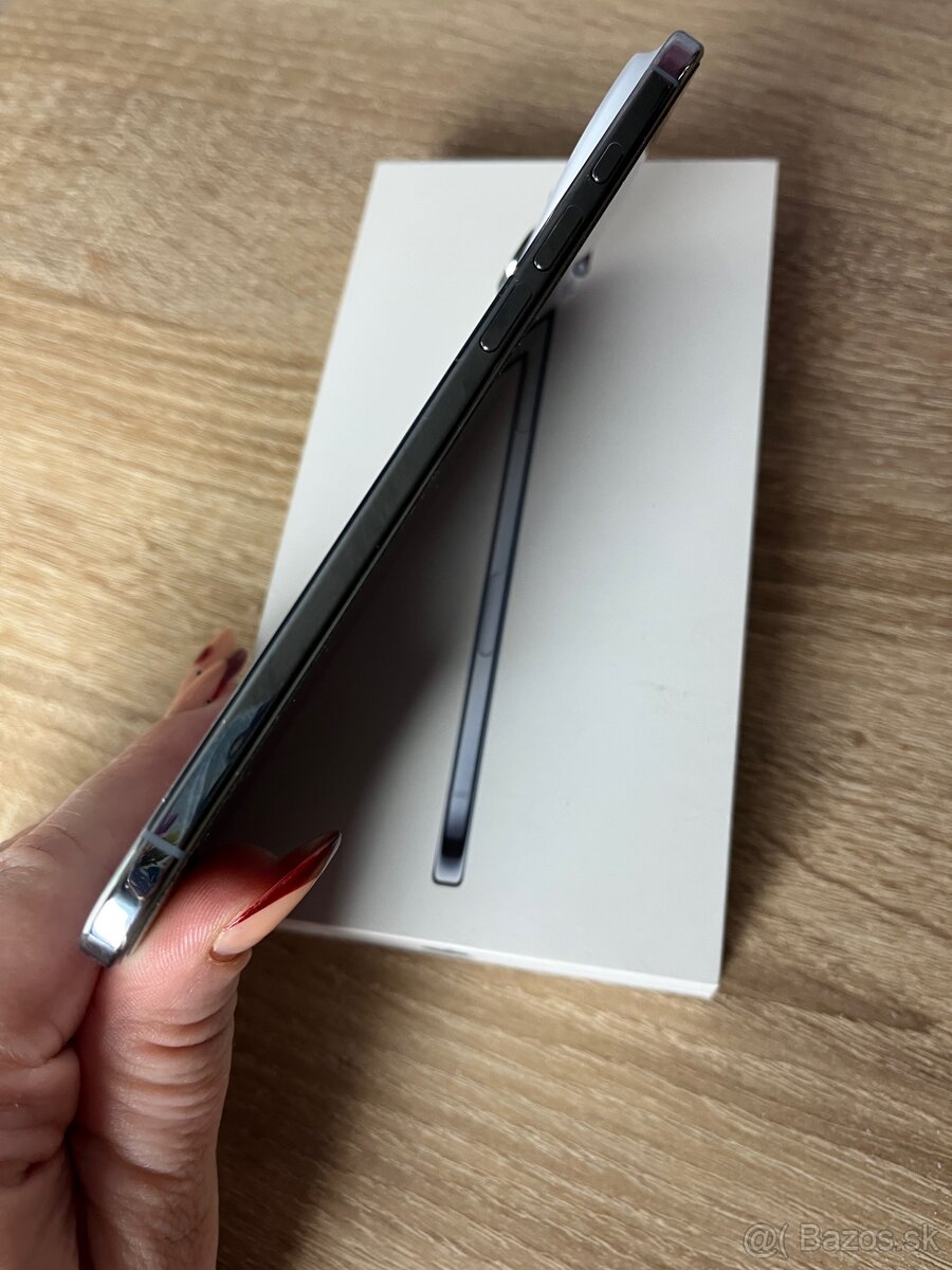 Apple iPhone Air 256 GB - 3