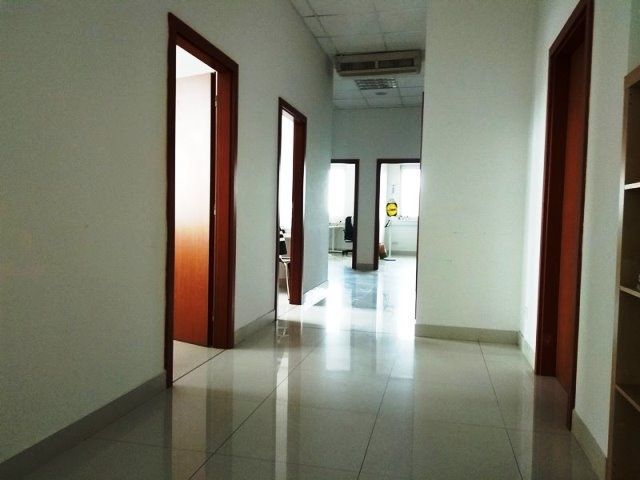 Samostatný kancelársky celok v OC Golden City na Starej Vajn - 3