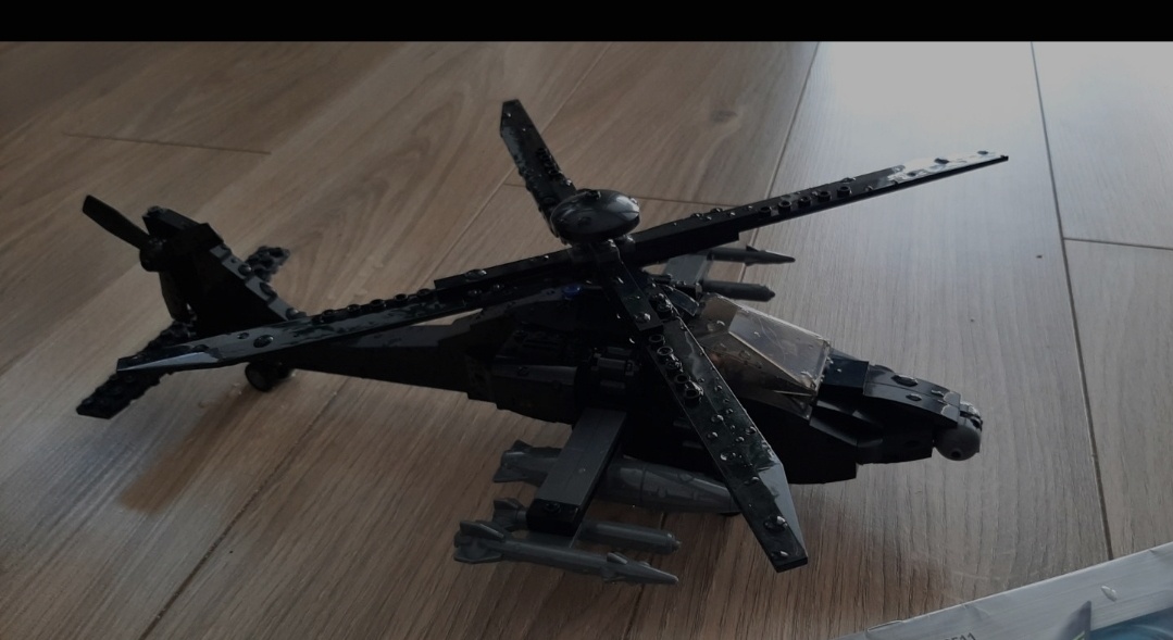 Lego Stavebnica helikoptéra
- 3