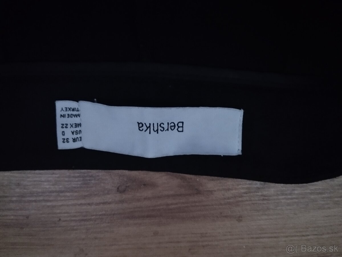 Čierne elegantné nohavice - 3