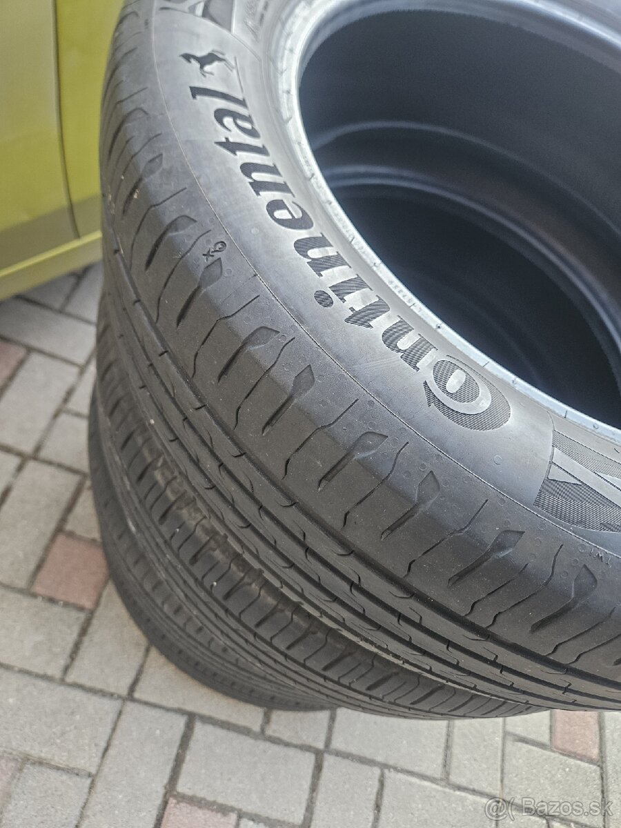 205/55 R17 letne Continetal 4ks - 3