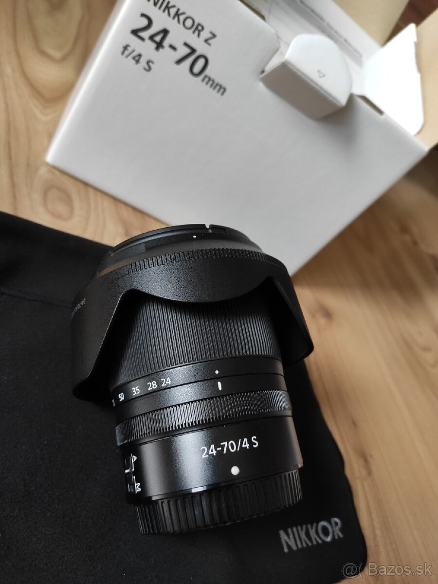 Nikon Z 24-70mm f/4 S - 3