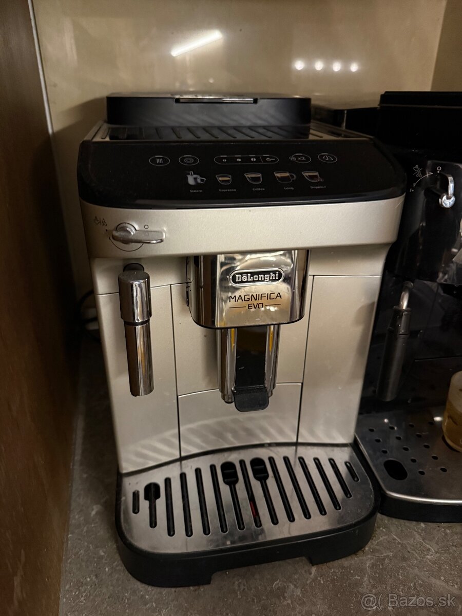 Predam kavovar Delonghi Magnifica Evo - 3