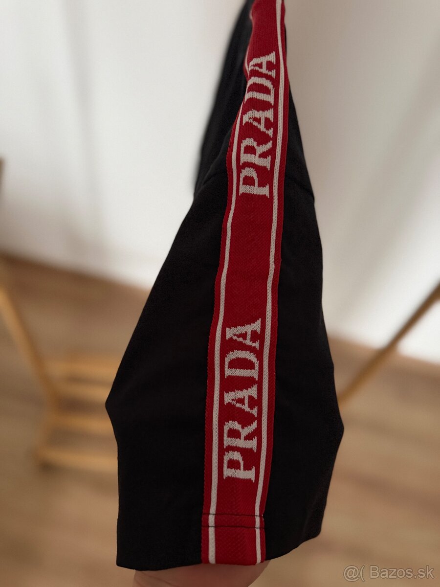 Panske cierne tricko Prada - 3