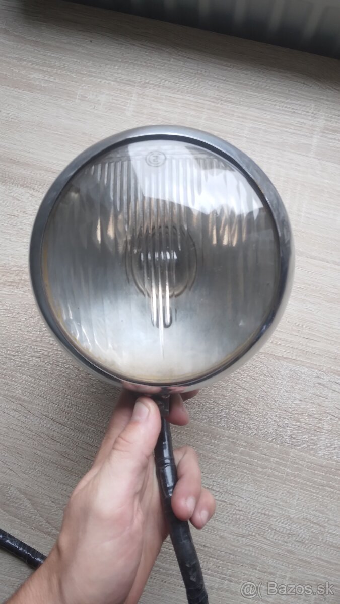 Predám kompletný svetlomet na motocykel ČZ 150C - 3