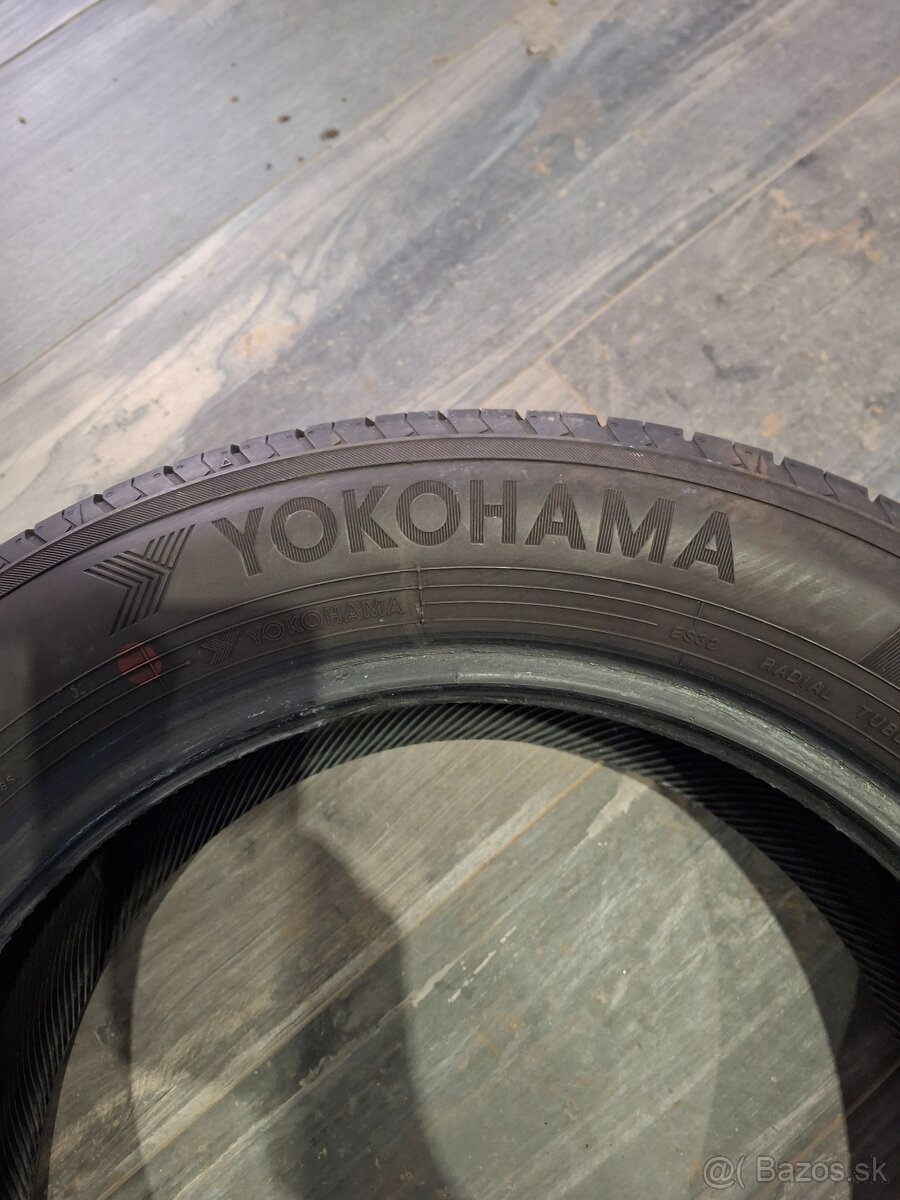 Yokohama 205/55 R16 - 3