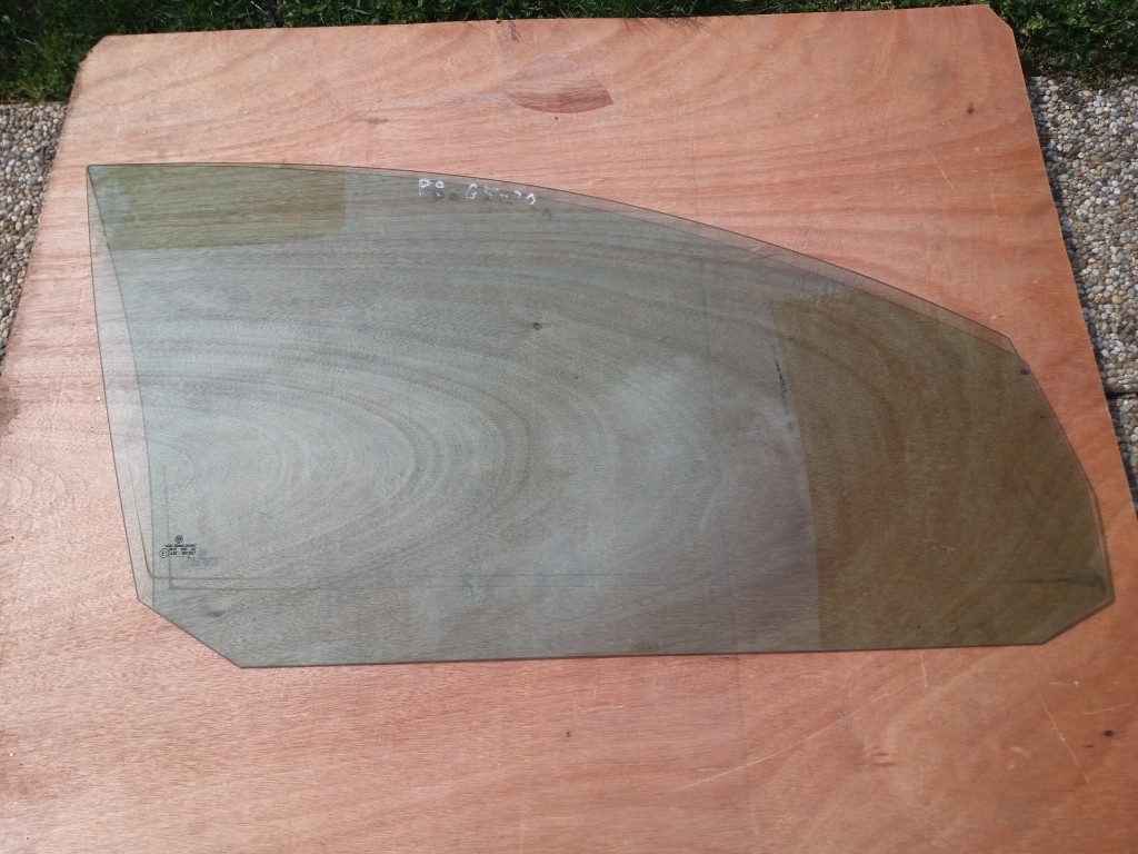 Dverové sklá - VW GOLF 5, GOLF 6 - 3