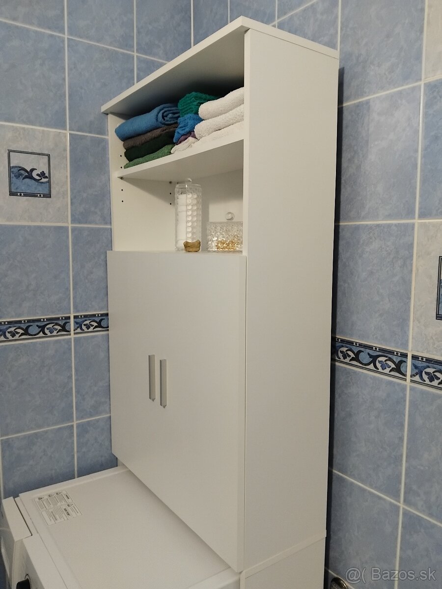 Skrinka nad práčku - 3