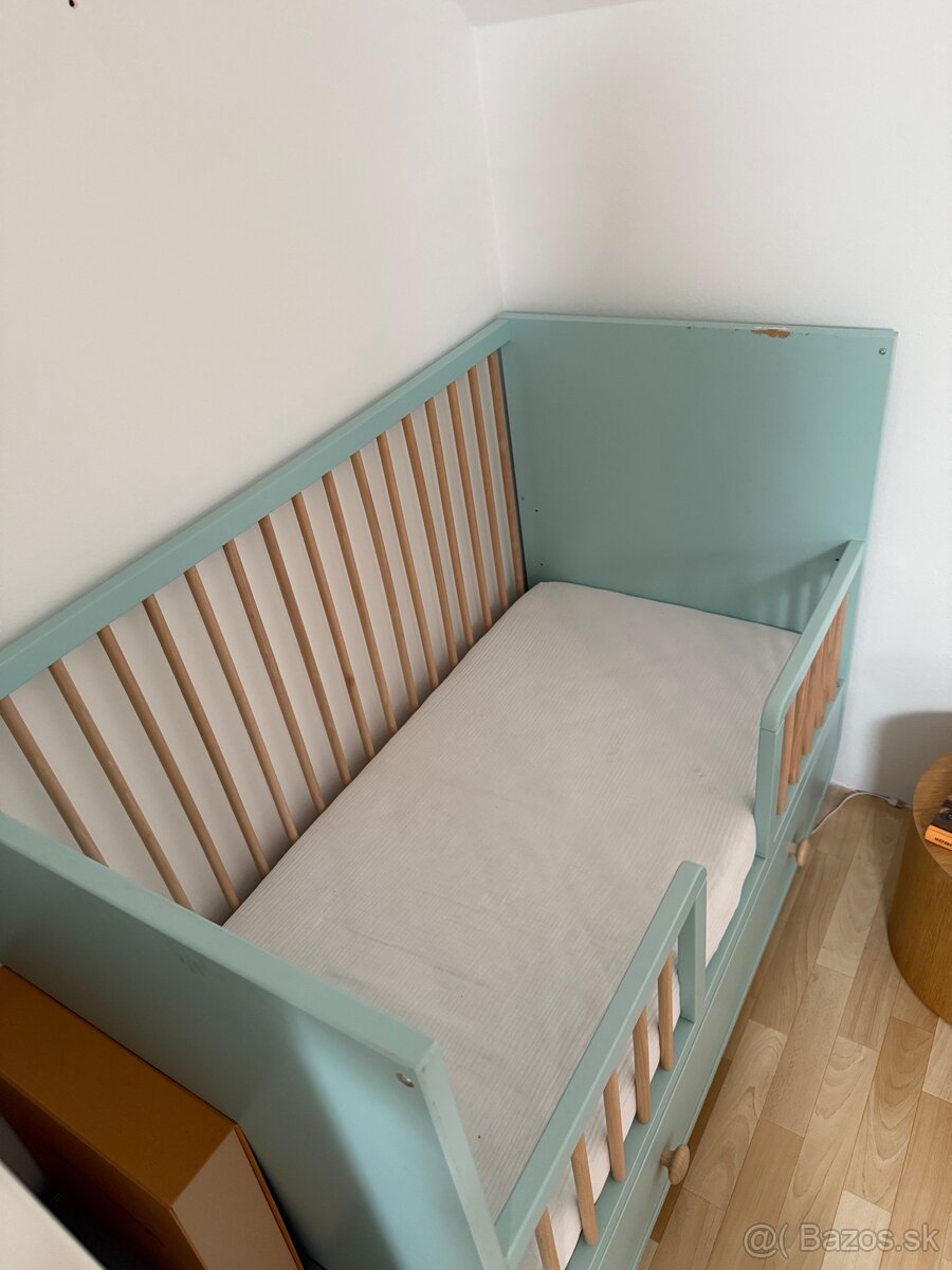 IKEA MYLLRA postieľka so zásuvkou – mentolová - 3