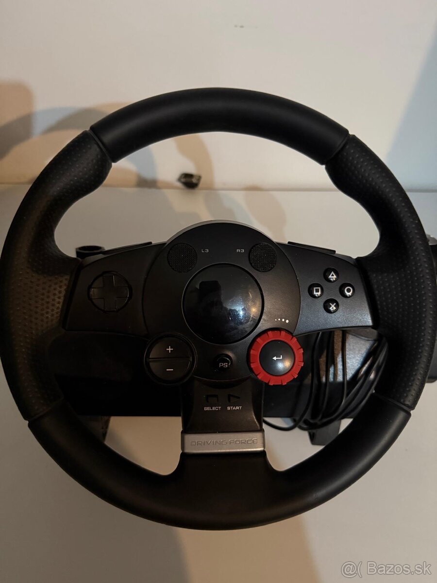 Logitech driving force - 3