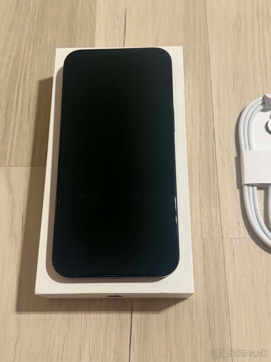 iPhone 15 Pro Max Black Titanium 256GB - 3