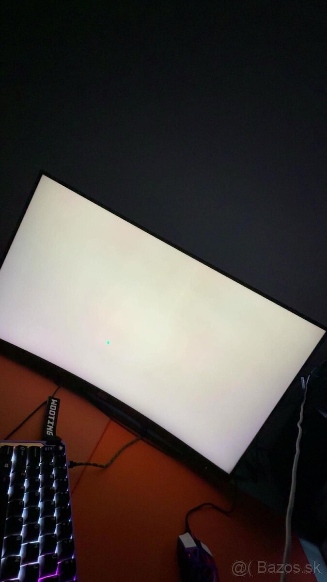 32" AOC C32G2ZE/BK Gaming - 3