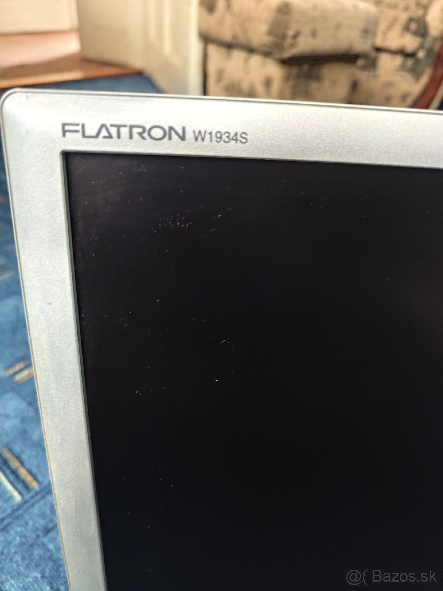 Monitor LG Flatron W1934S - 3