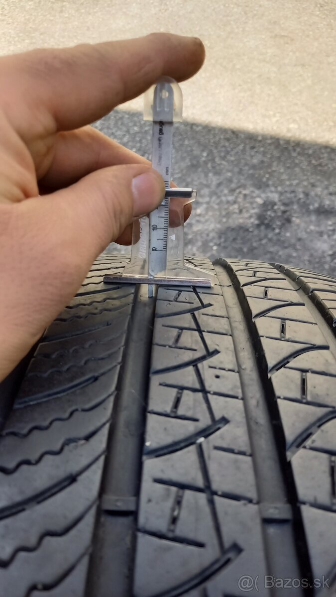 Pneumatiky 235/50R20 - 3